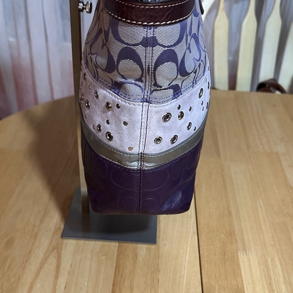 Coach 2008 Purple and Light Pink Studded Signature Needs Some Love - Picture 4 of 10